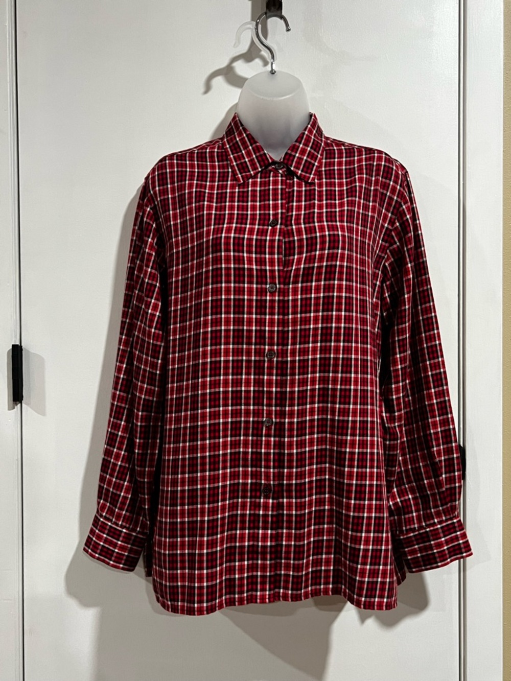 Liz Claiborne Red and Black Plaid Button Front Shirt